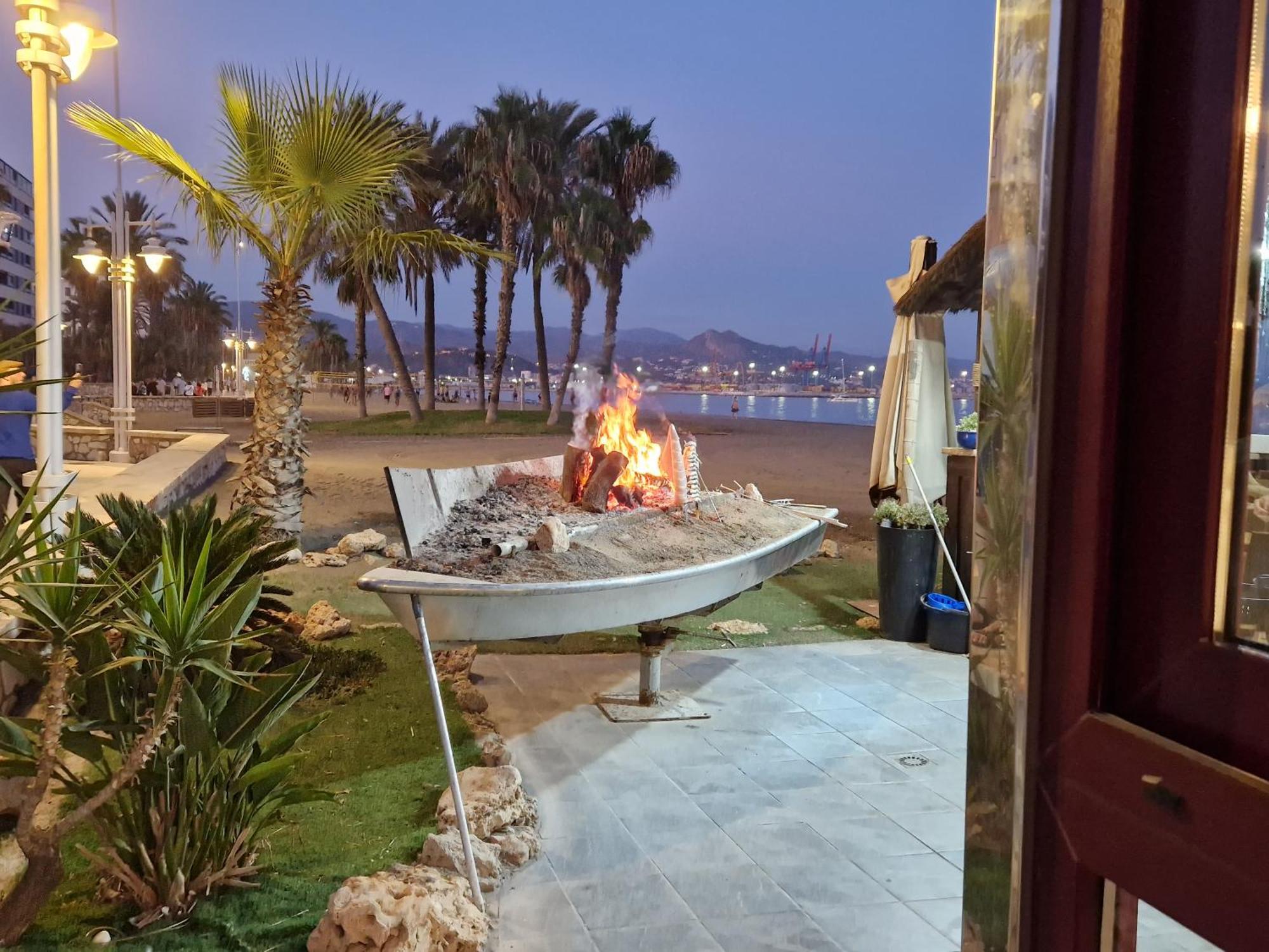 Apartamento Abadia Málaga Esterno foto